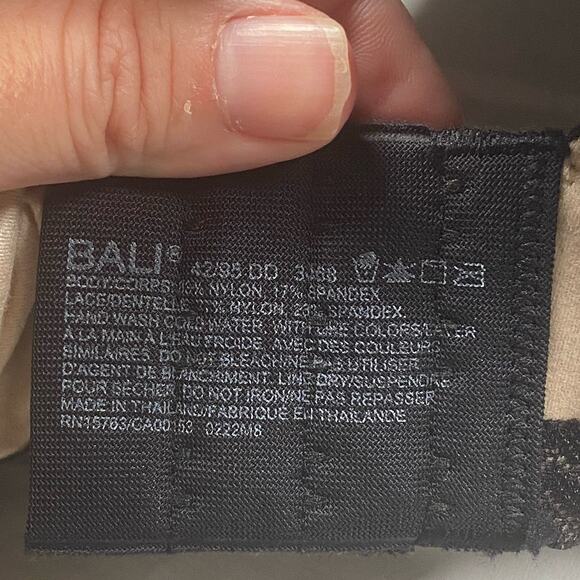 NWT Bali Comfort Revolution 42DD Black Soft Touch Wire Bra Smoothing Cool Fabric - Picture 6 of 6